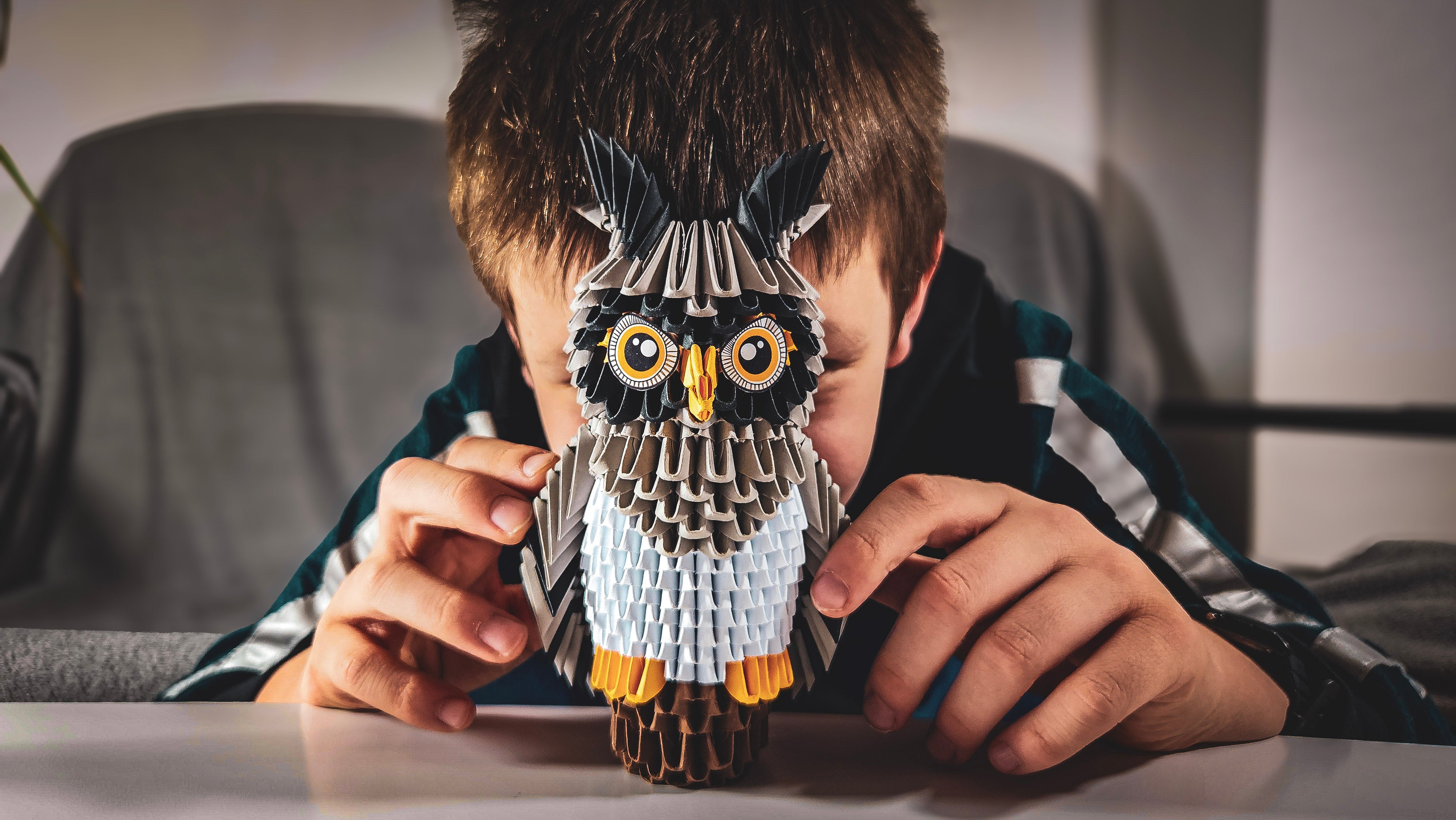3D Ugle - Origami (Byg-selv papirskulptur - 565 pcs)