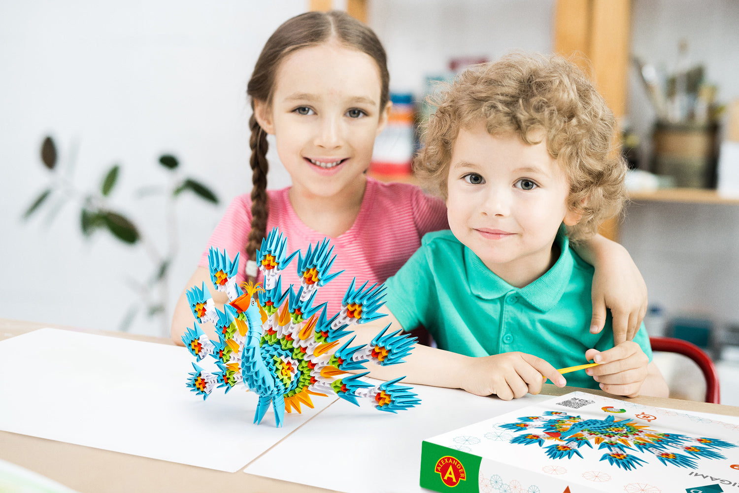 3D Påfugl - Origami (Byg-selv papirskulptur - 549 pcs)