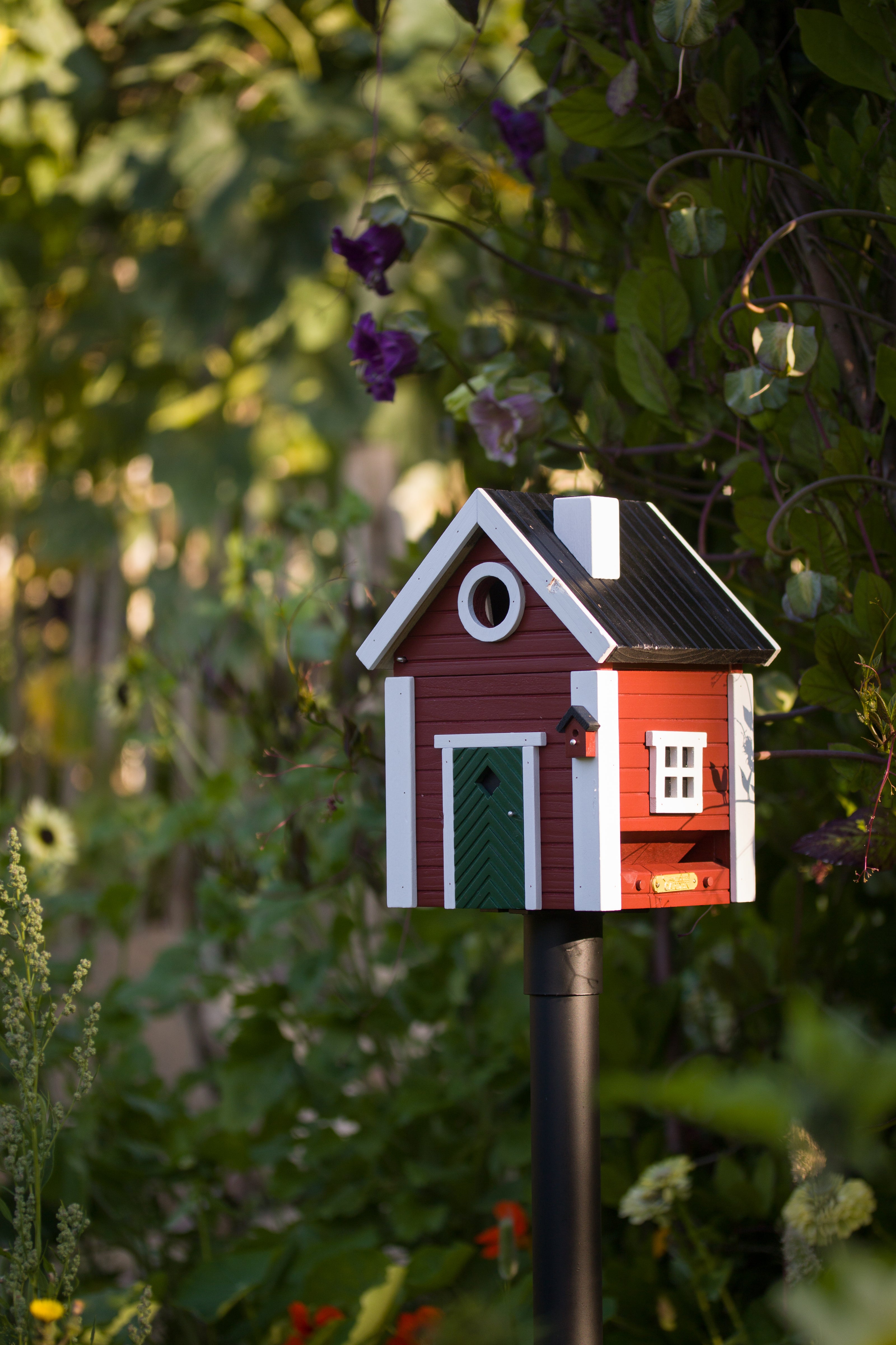 Multi-Fuglekasse/Foderhus - Red Cottage - Ekskl. Pæl