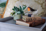 Rødhals DecoBird - Håndskåret Træfigur Af Wildlife Garden
