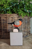 Dompap DecoBird - Håndskåret Træfigur Af Wildlife Garden