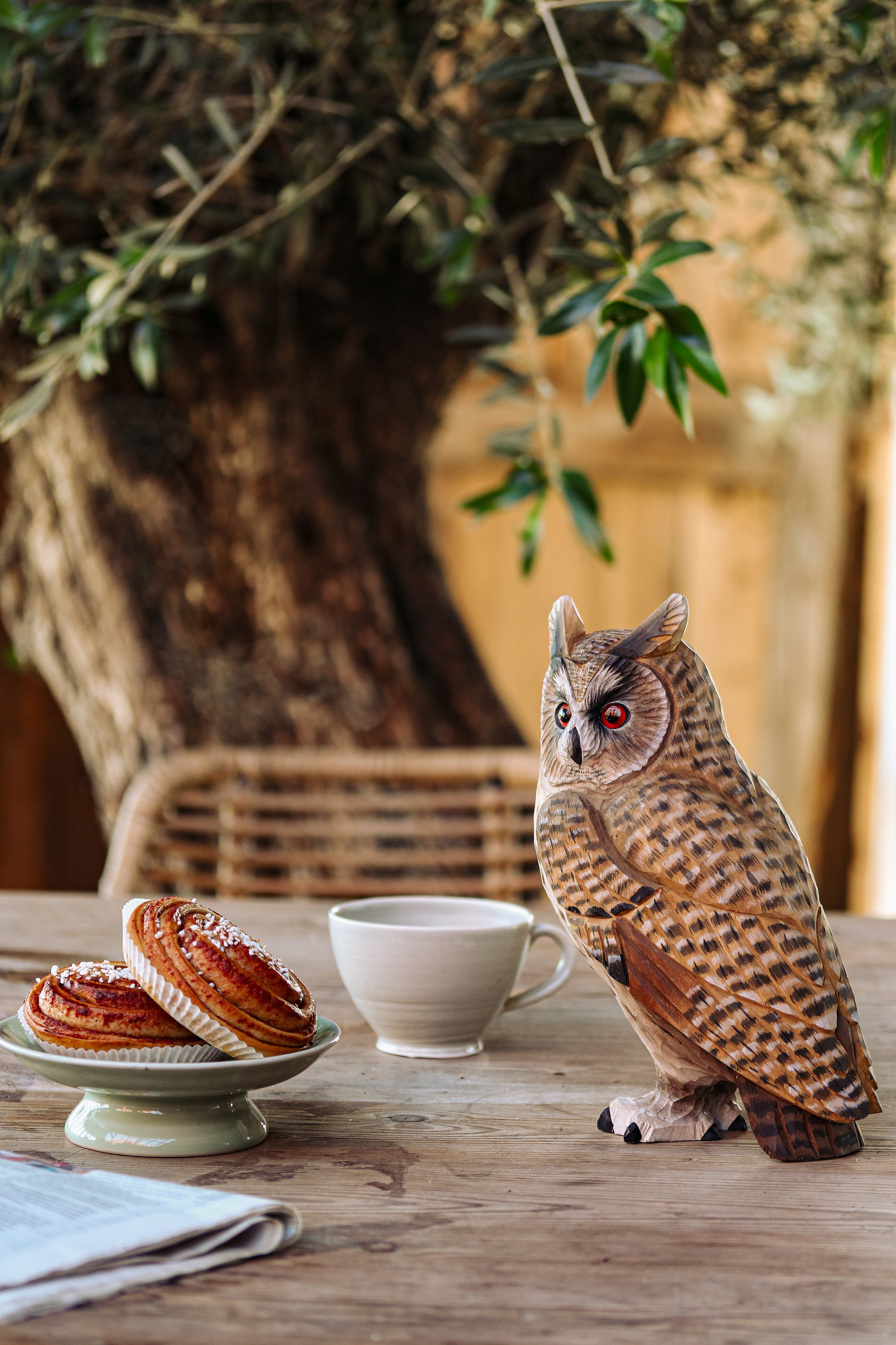Skovhornugle DecoBird - Håndskåret Træfigur Af Wildlife Garden