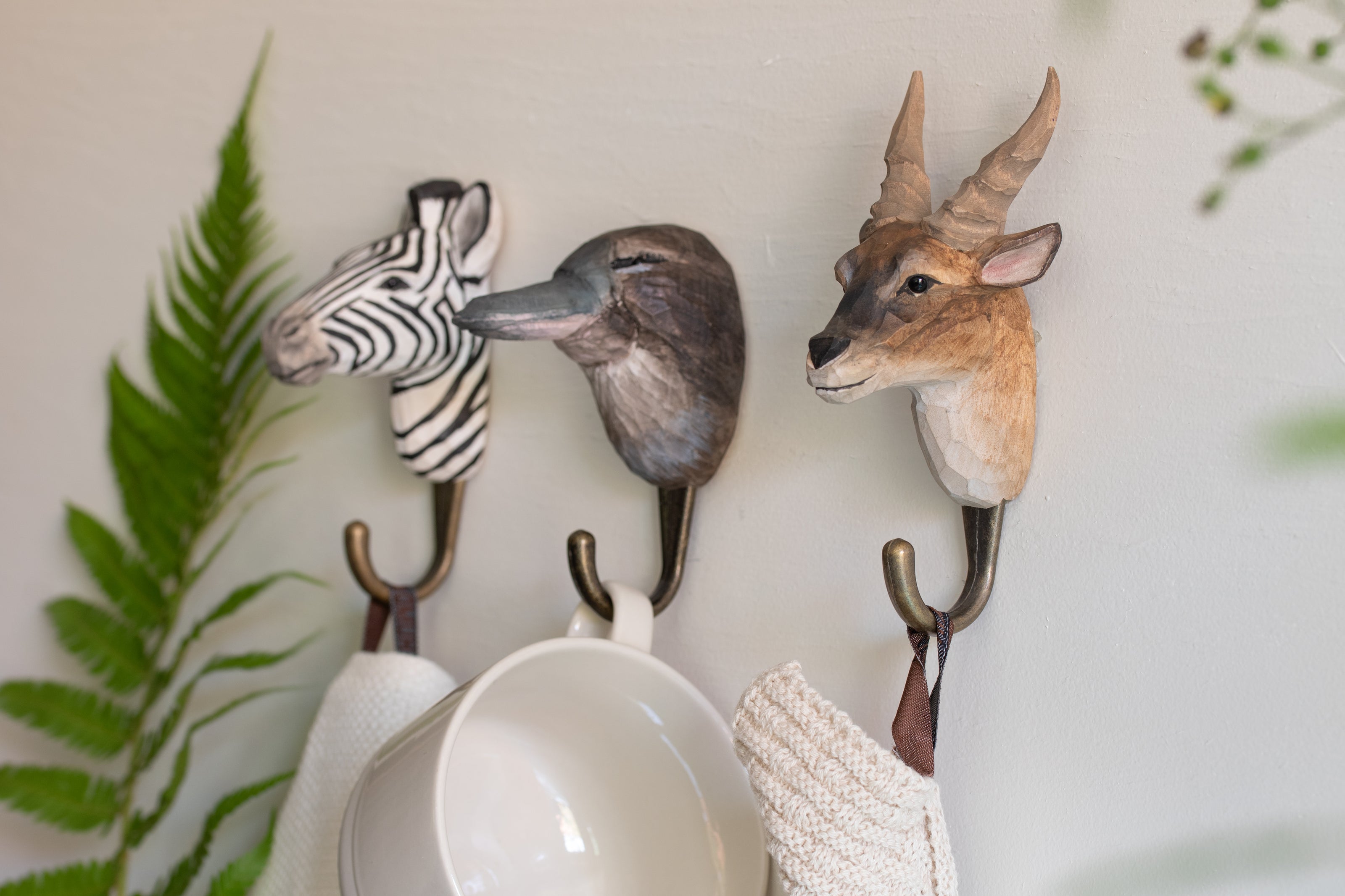 Elsdyrantilope knage | Håndskåret Knage fra Wildlife Garden