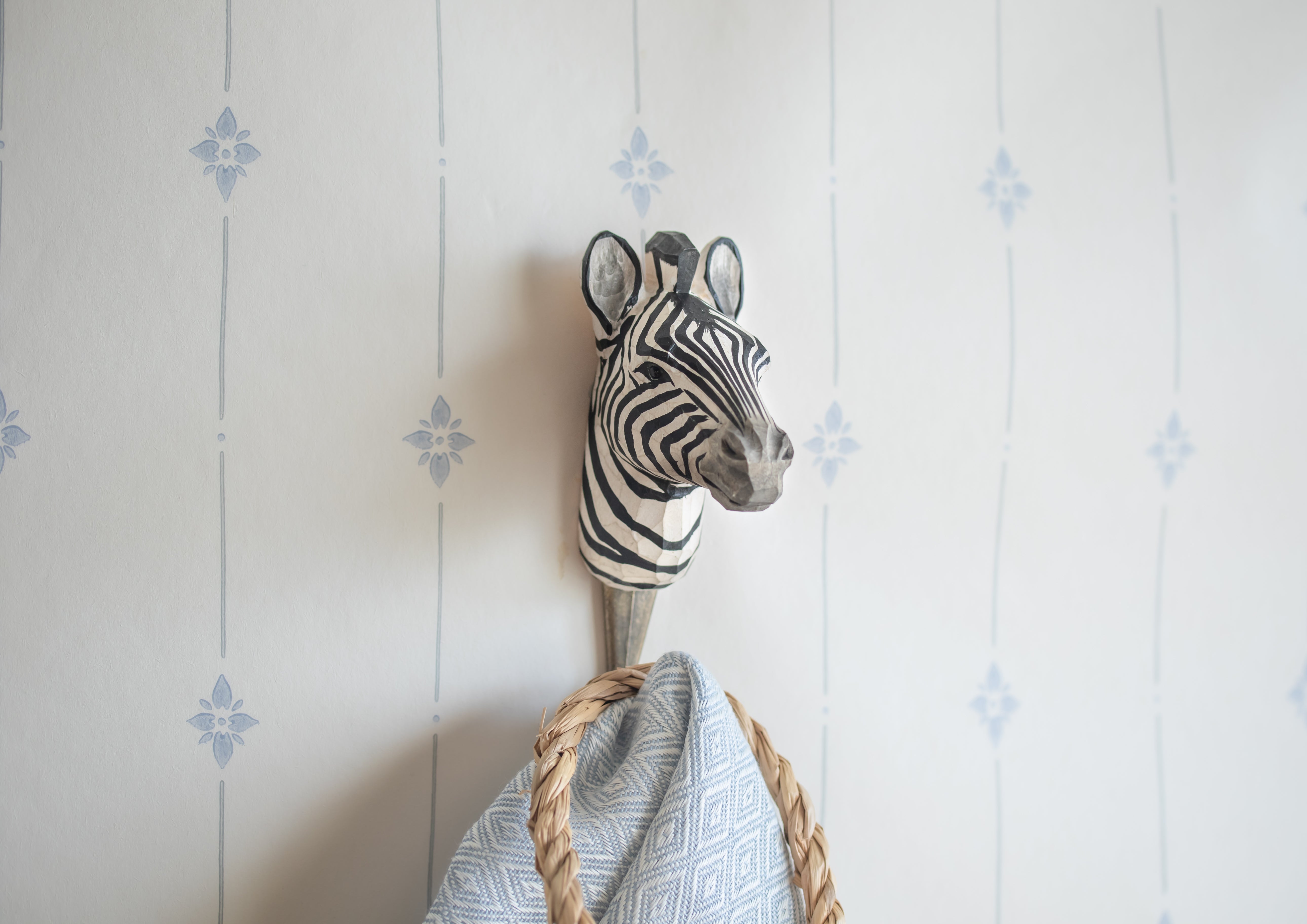 Zebra Knage | Håndskåret Knage fra Wildlife Garden