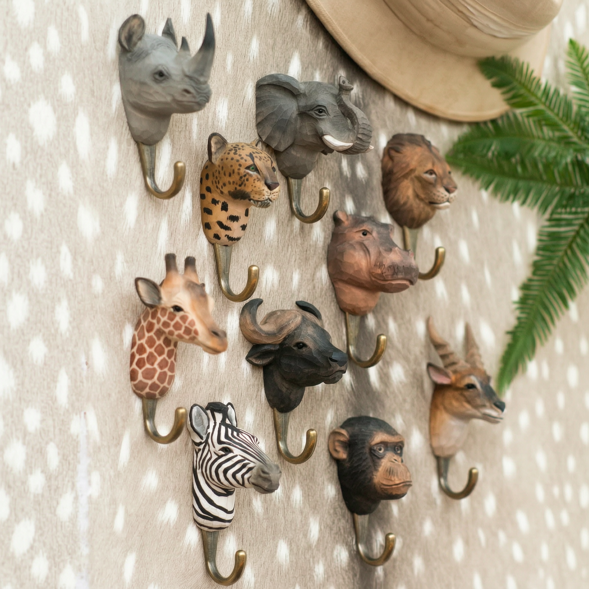 Afrikansk Garderobe (10 knager)