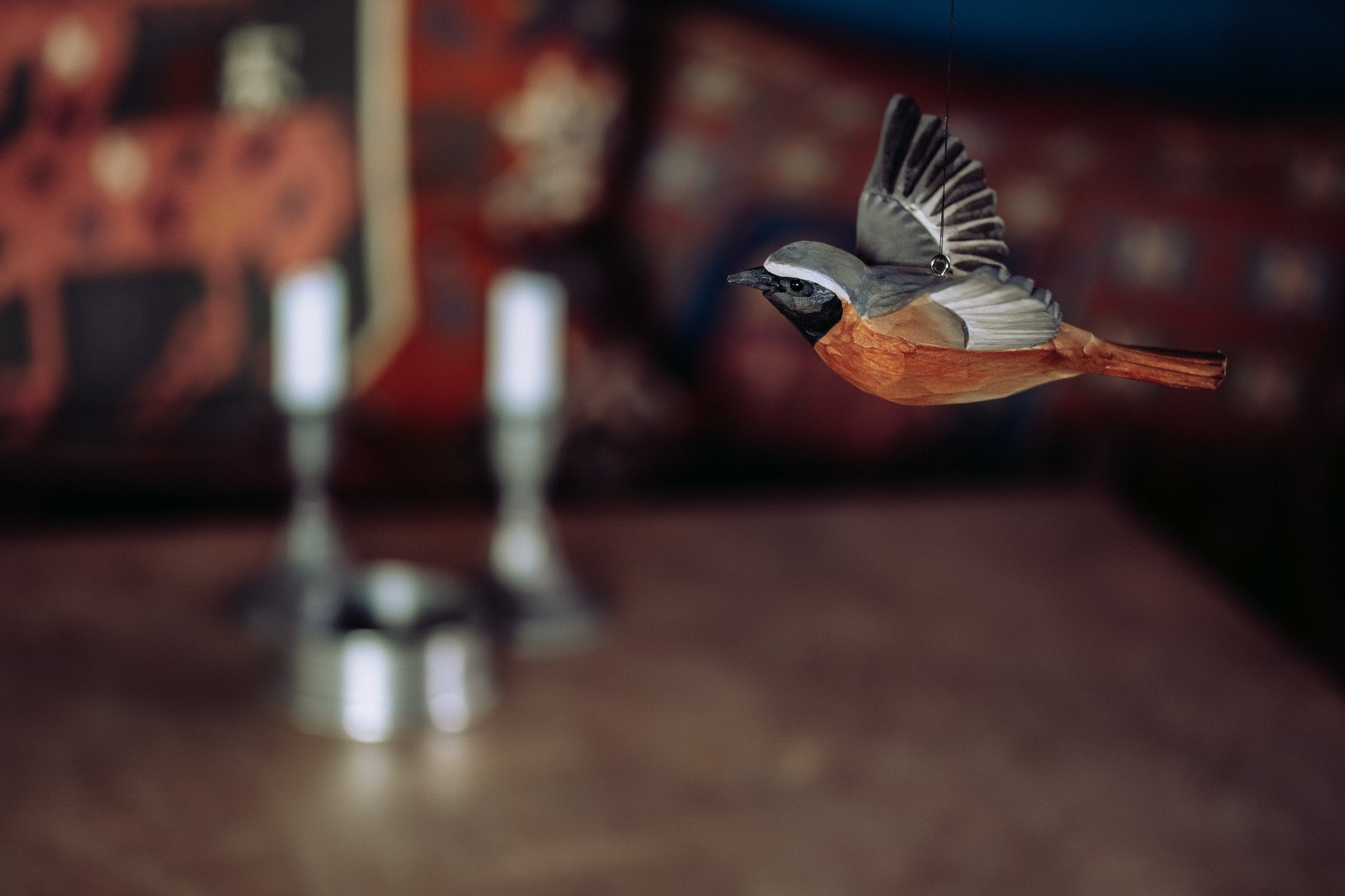 Flyvende Rødstjert DecoBird - NaturHandel.dk