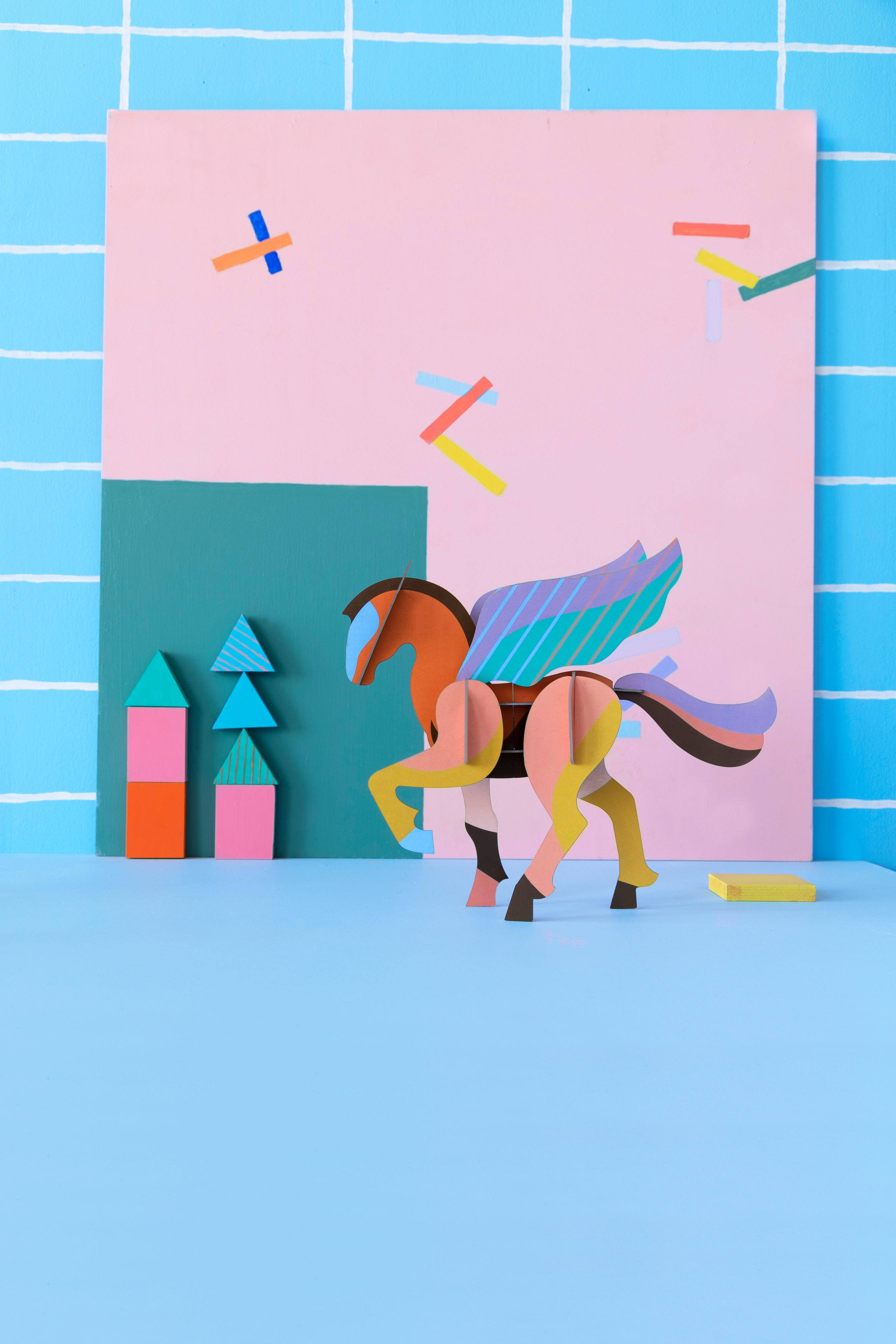 Giant Pegasus - Studio ROOF