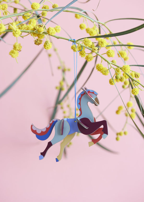 Pegasus - Lucky Charm - Studio ROOF