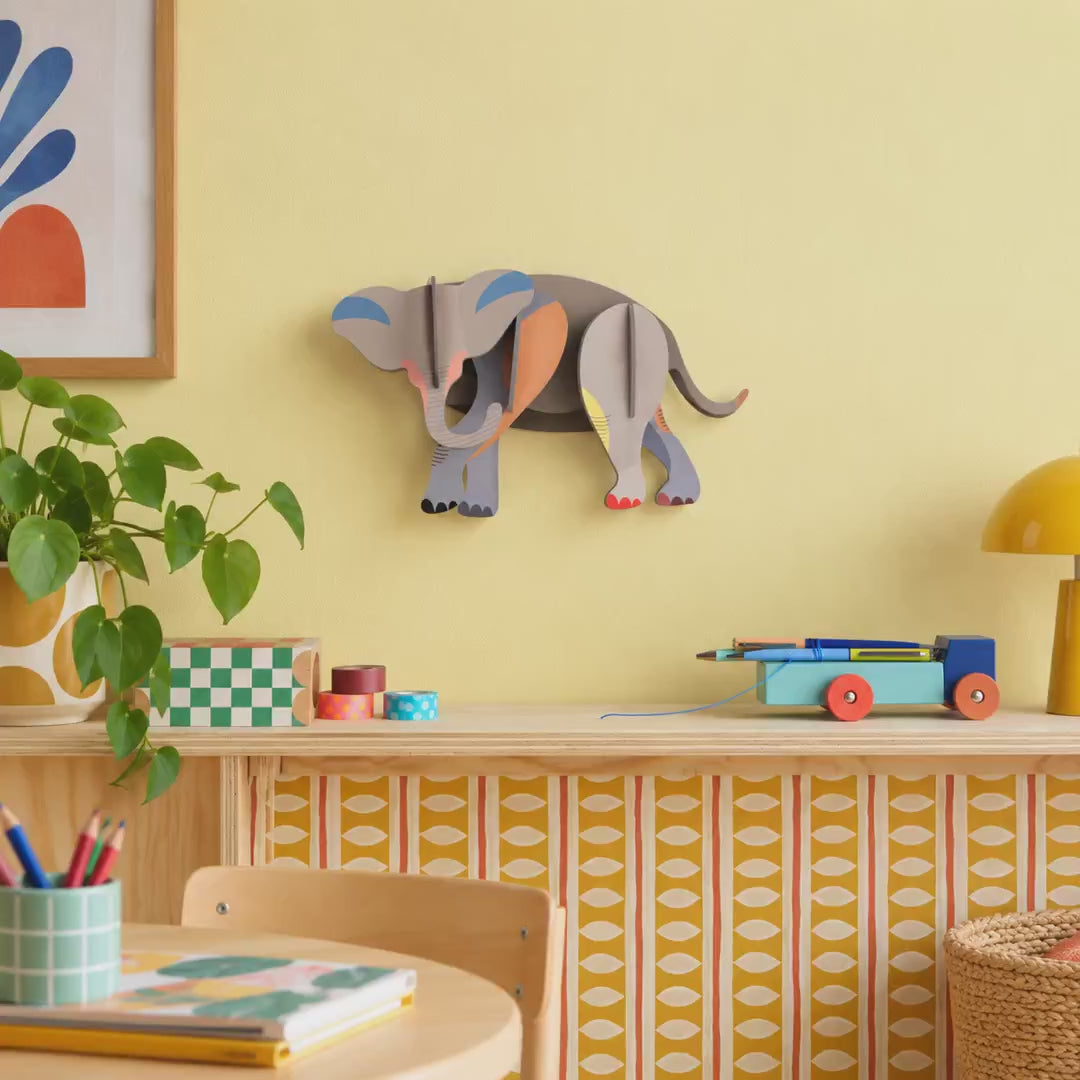 Indlæs video: Elefant – 3D-vægdekoration fra Studio ROOF