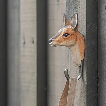 Rådyr knage | Håndskåret Knage fra Wildlife Garden